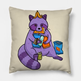 Trash panda eating snacks Pillow