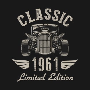 61 Year Old Gift Classic 1961 Limited Edition 61st Birthday T-Shirt