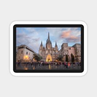 Barcelona Cathedral - Catedral de la Santa Cruz y Santa Eulalia Magnet