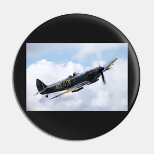 Spitfire TE311 Pin