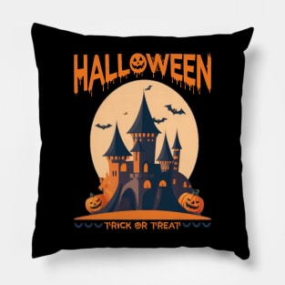 halloween castle Pillow