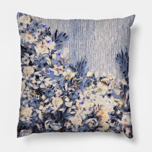 Floral and Crumpled Crepe Pattern Pillow