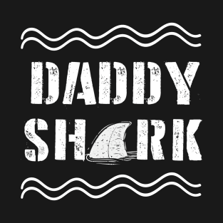 Daddy Sharks Tshirt T-Shirt