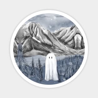 Round haunted mountain ghost Magnet