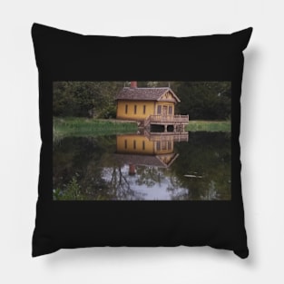 The Boat House Pillow