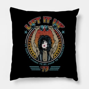 LIFT IT UP Pillow