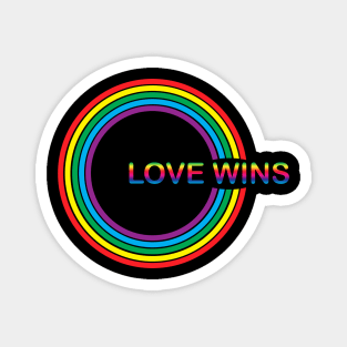 love wins tshirt Magnet