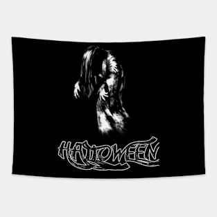 Halloween t-shirt Tapestry