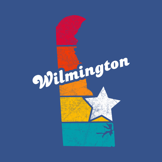 Disover Wilmington Delaware Vintage Distressed Souvenir - Wilmington Delaware - T-Shirt