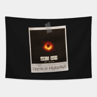 First Picture of Black Hole - Original Vintage Design Tapestry