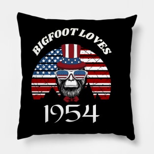 Bigfoot loves America and People born in 1954 Pillow