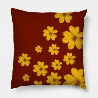 Daisy flower pattern yellow Pillow