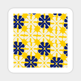 simple yellow, blue and white pattern flowers Magnet
