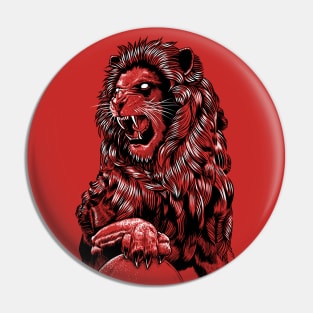 Majestic lion Pin