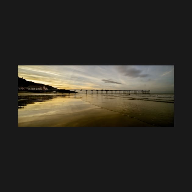 Saltburn Pier by davehudspeth