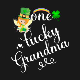 One Lucky Grandma St Patricks Cute Party Gift T-Shirt