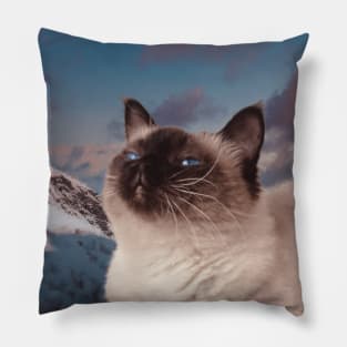 Siamese cat in the mountain sky portrait painting Pillow