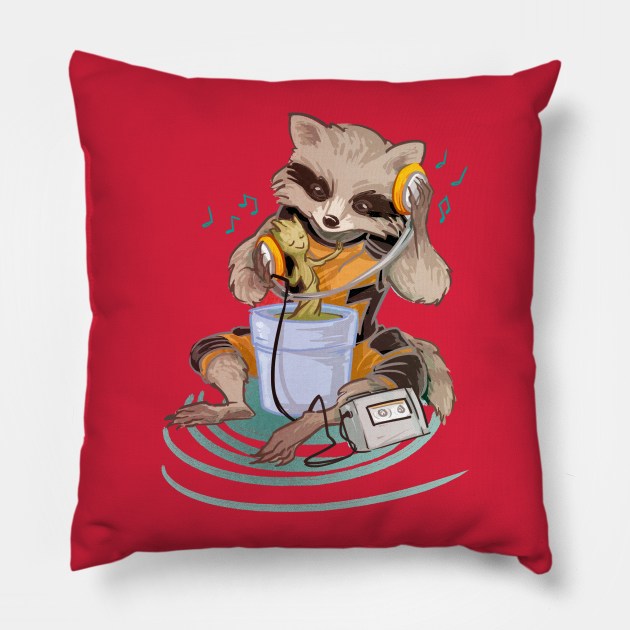 Groovin' Pillow by beanclam