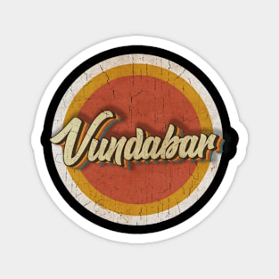 circle vintage Vundabar Magnet