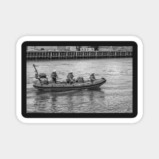 Inshore RNLI lifeboat crew in Great Yarmouth Magnet