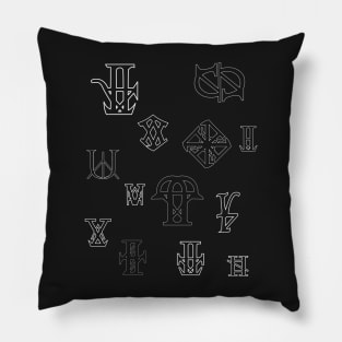 FF15 Royal Arms Pillow