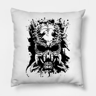 YAUTJA PREDATOR SKULL SPLATTER Pillow