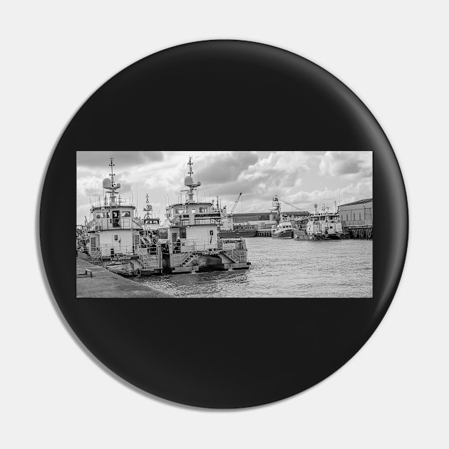 Crew transfer vessels moored up in the docks in the seaside town of Great Yarmouth, Norfolk Pin by yackers1