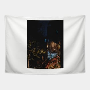 Street light in rain Tapestry