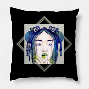 Luna Pillow