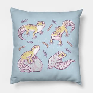 More Leopard Geckos Pillow