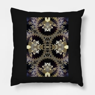 Pattern, golden crown of stars Pillow