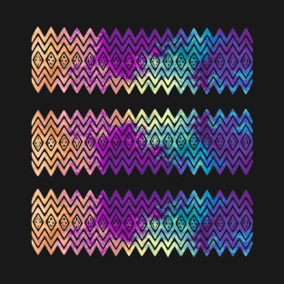 Colourful Orange and Purple Zigzag Silhouette Digital Art T-Shirt