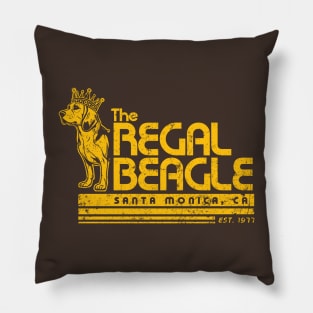 The regal Beagle Pillow