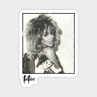 Tina Turner! Legendary Magnet