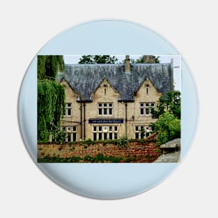 Oxford retreat Pin