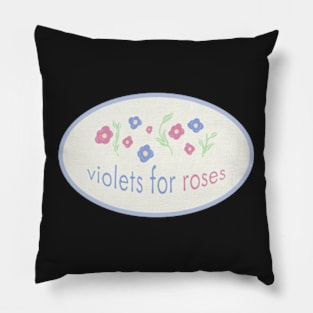 violets for roses - lana del rey Pillow