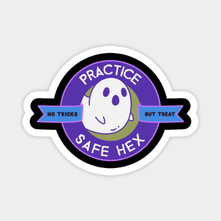 Practice Safe Hex – Halloween Witch Pun Design Magnet