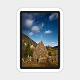 Hay stacks and mountains Magnet