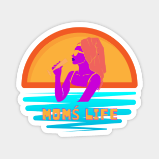 Mom's Life. Mother's Day Gift. Mom on the beach Magnet