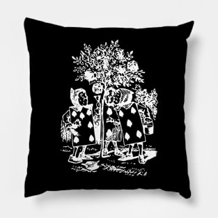 Alice in Wonderland (white) Pillow