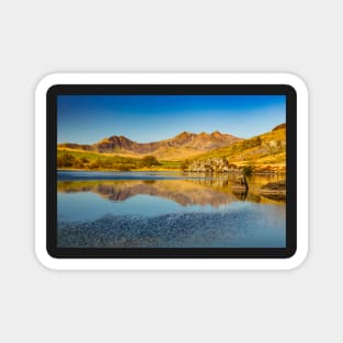 Snowdon Horseshoe from Llynau Mymbyr, Snowdonia Magnet