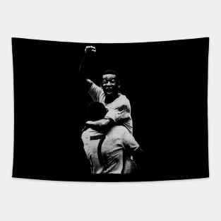 Pele scaled is Legend White Tapestry