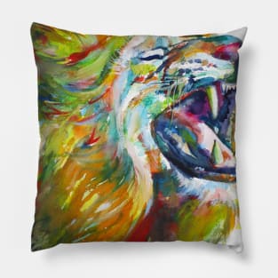 ROARING LION Pillow