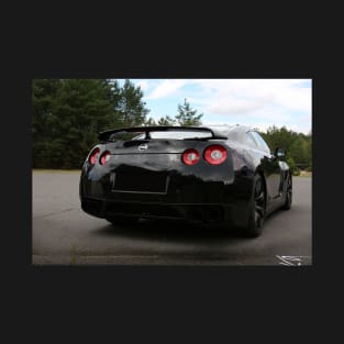 nissan - gtr r35 T-Shirt