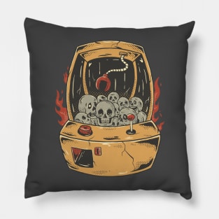 crane skull game Pillow