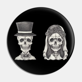 Couple love wedding skull. Pin