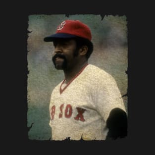 Luis Tiant in Boston Red Sox T-Shirt