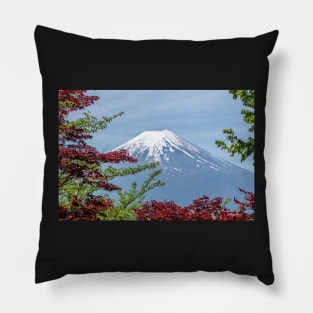 Tokyo Mountain Retreat - Aesthetic View of Mount Fuji Pillow