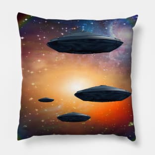 UFO in space Pillow