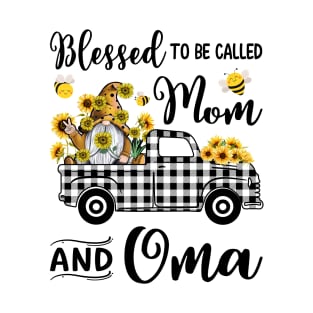 Blessed To Be Called Mom And Oma Gnomes Sunflowers T-Shirt